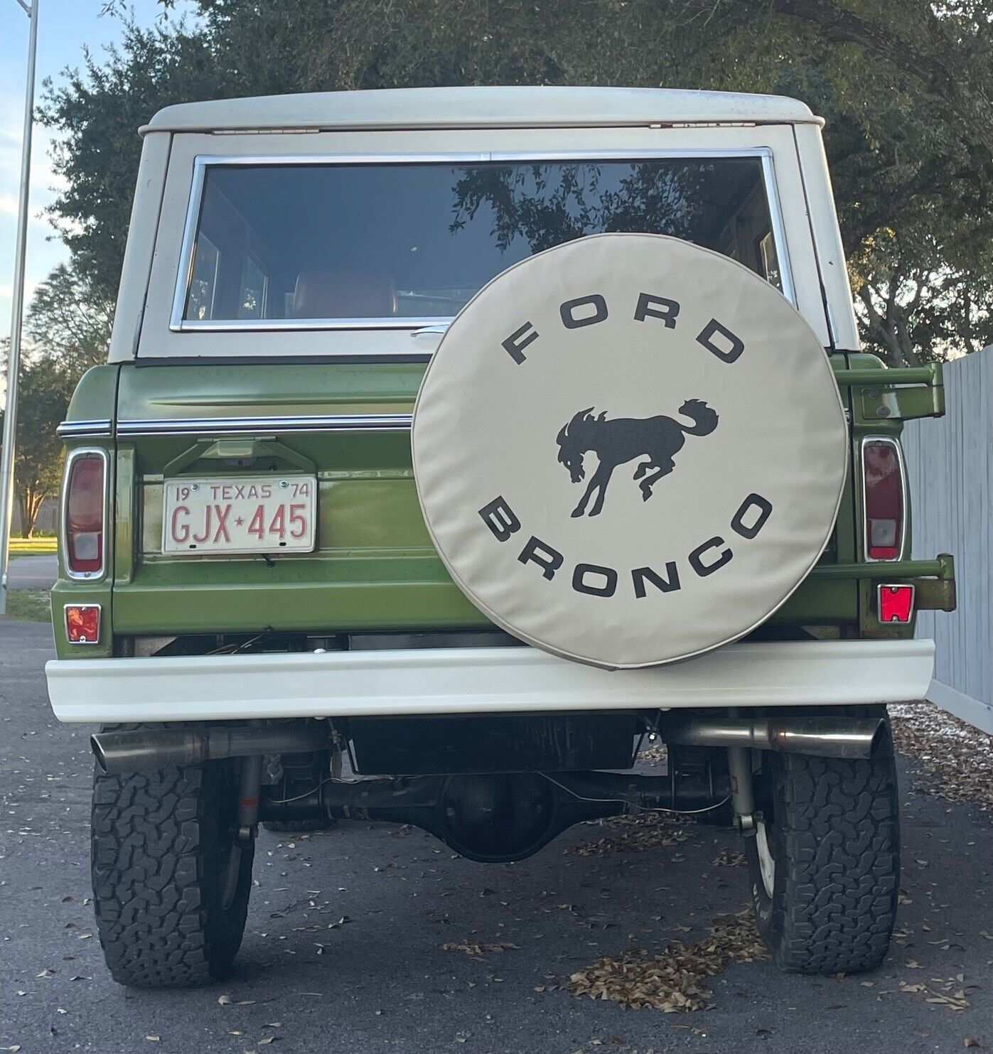 Ford-Bronco-1974-5