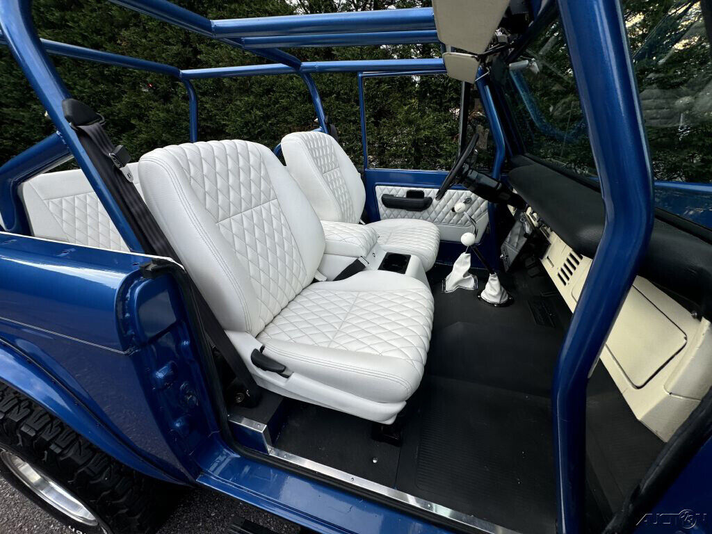 Ford-Bronco-1975-14