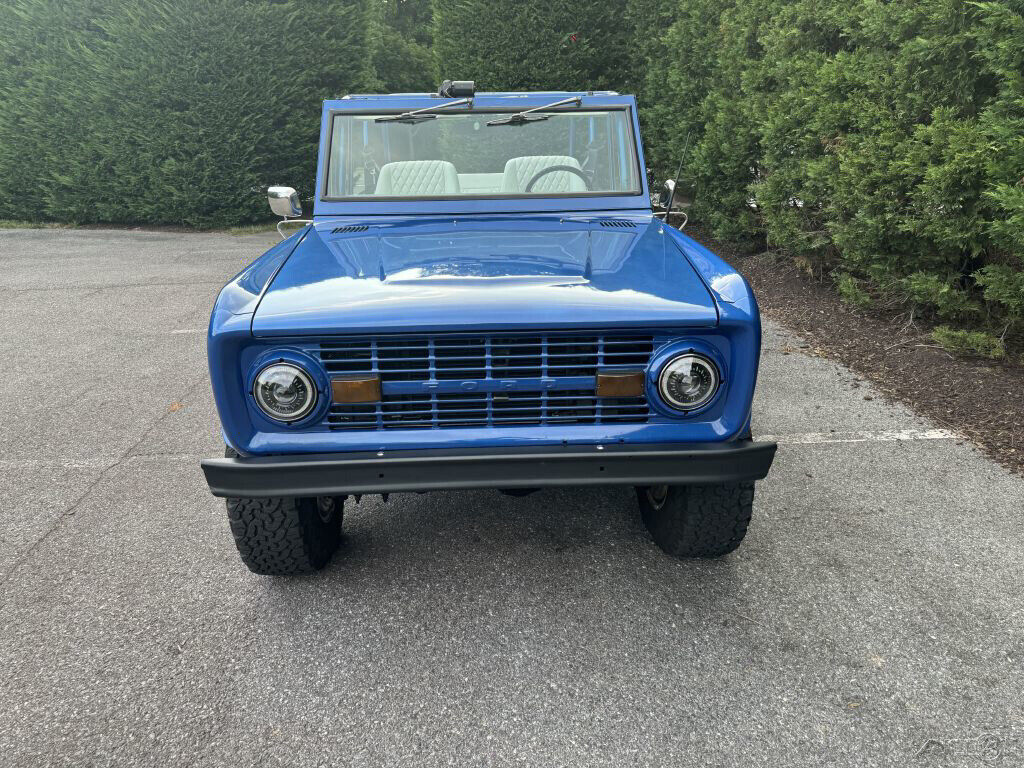Ford-Bronco-1975-5