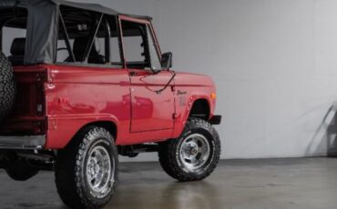 Ford-Bronco-1975-SUV-11