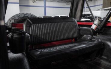Ford-Bronco-1975-SUV-27