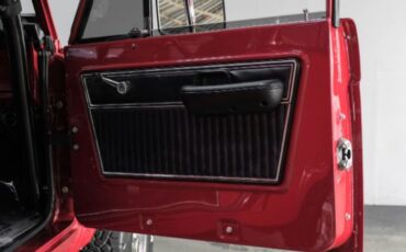 Ford-Bronco-1975-SUV-32