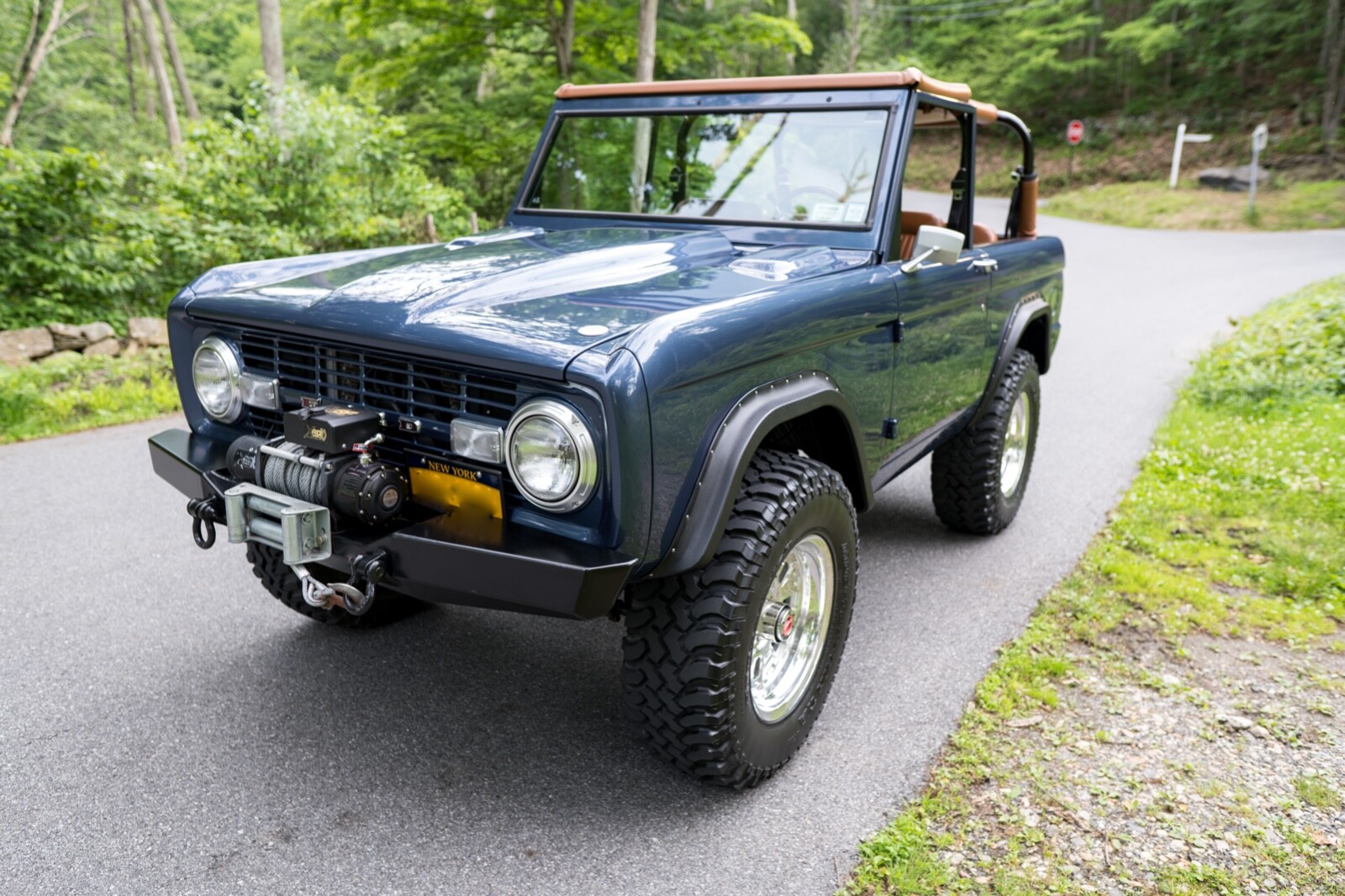 Ford-Bronco-1976-Convertible-1