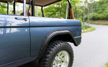 Ford-Bronco-1976-Convertible-10