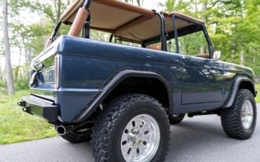 Ford-Bronco-1976-Convertible-12