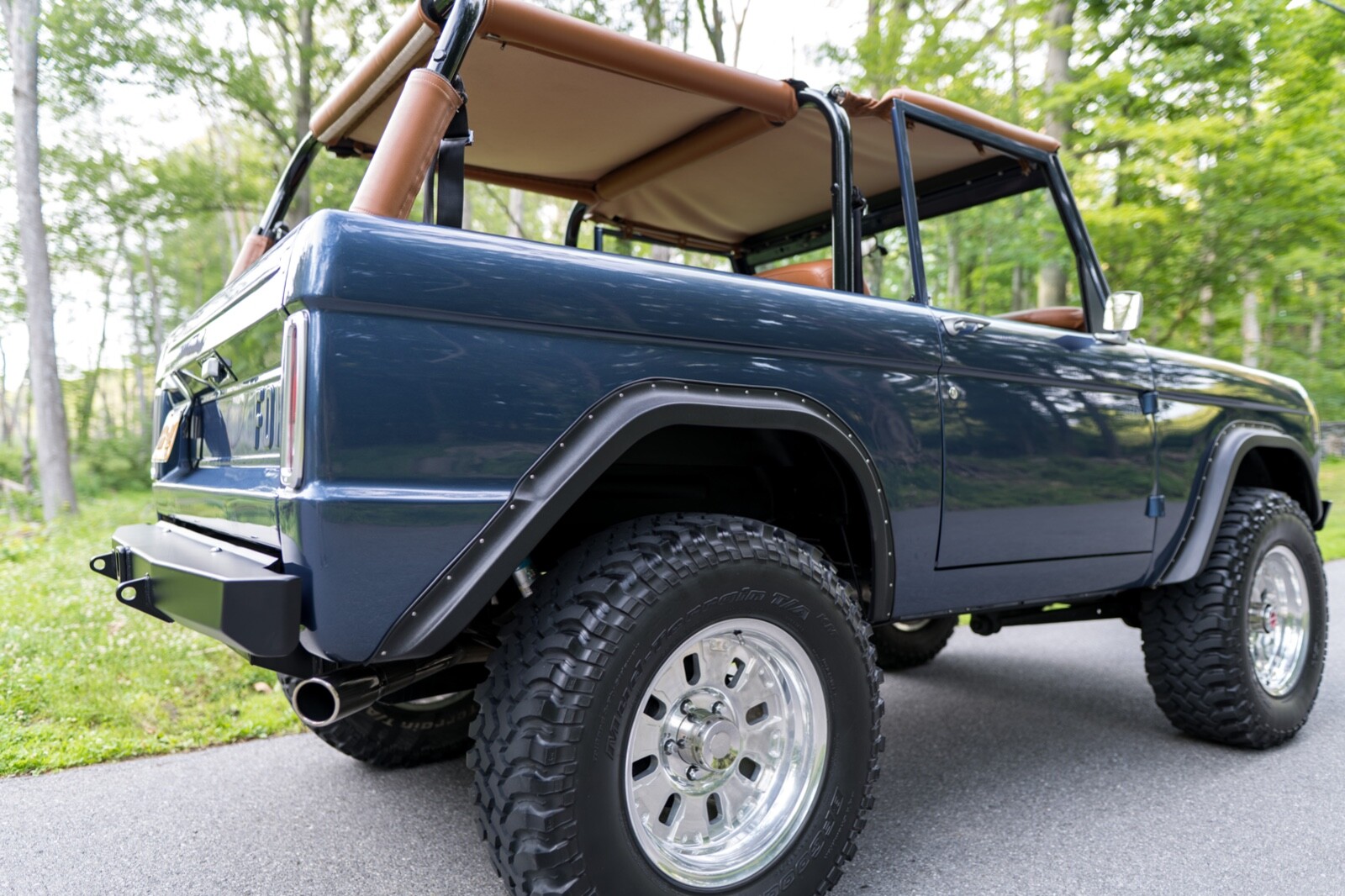 Ford-Bronco-1976-Convertible-12