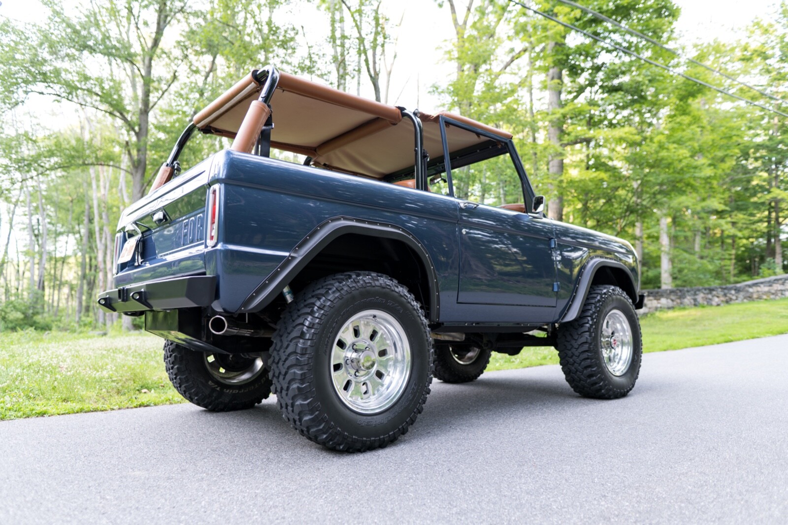 Ford-Bronco-1976-Convertible-13