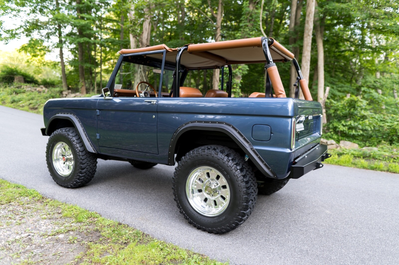 Ford-Bronco-1976-Convertible-15