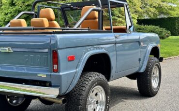 Ford-Bronco-1976-Convertible-17
