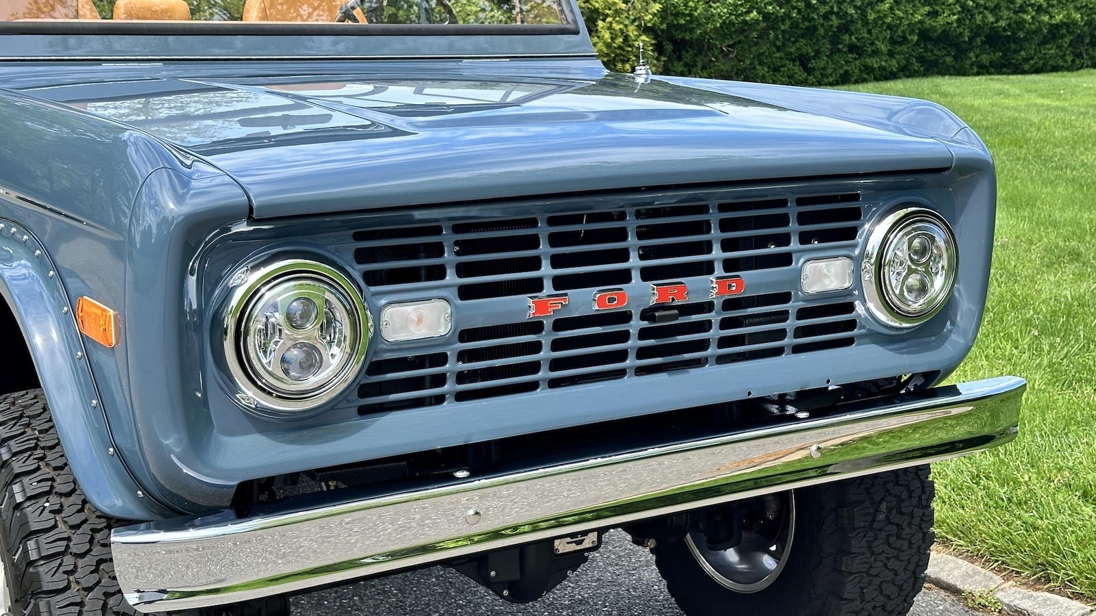 Ford-Bronco-1976-Convertible-18
