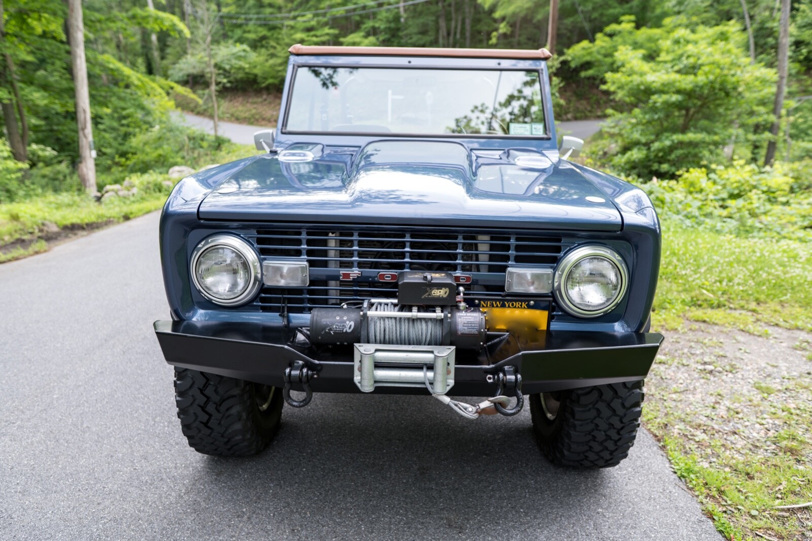 Ford-Bronco-1976-Convertible-2