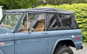 Ford-Bronco-1976-Convertible-2