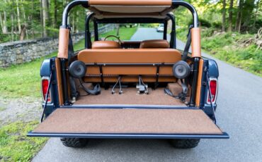 Ford-Bronco-1976-Convertible-25