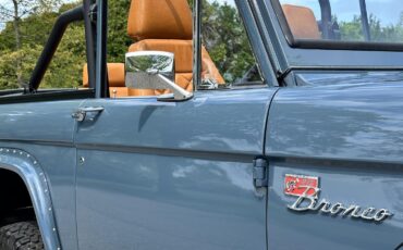 Ford-Bronco-1976-Convertible-25