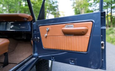 Ford-Bronco-1976-Convertible-26