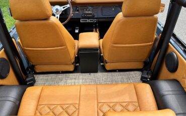 Ford-Bronco-1976-Convertible-32