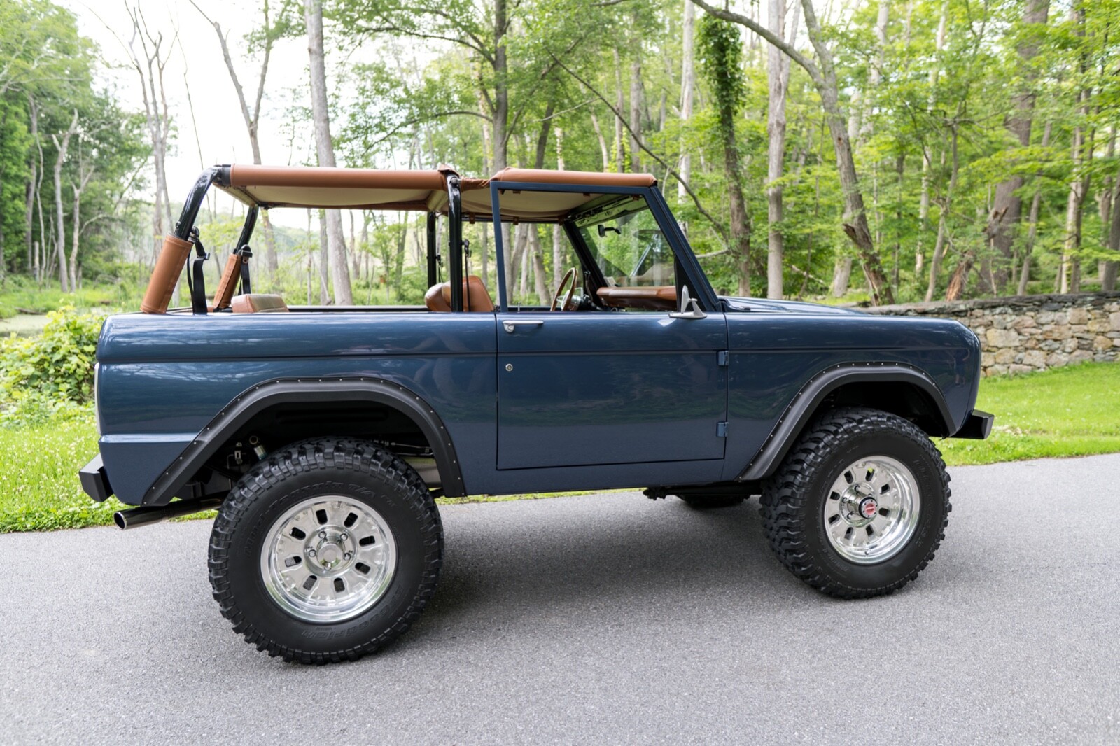 Ford-Bronco-1976-Convertible-5