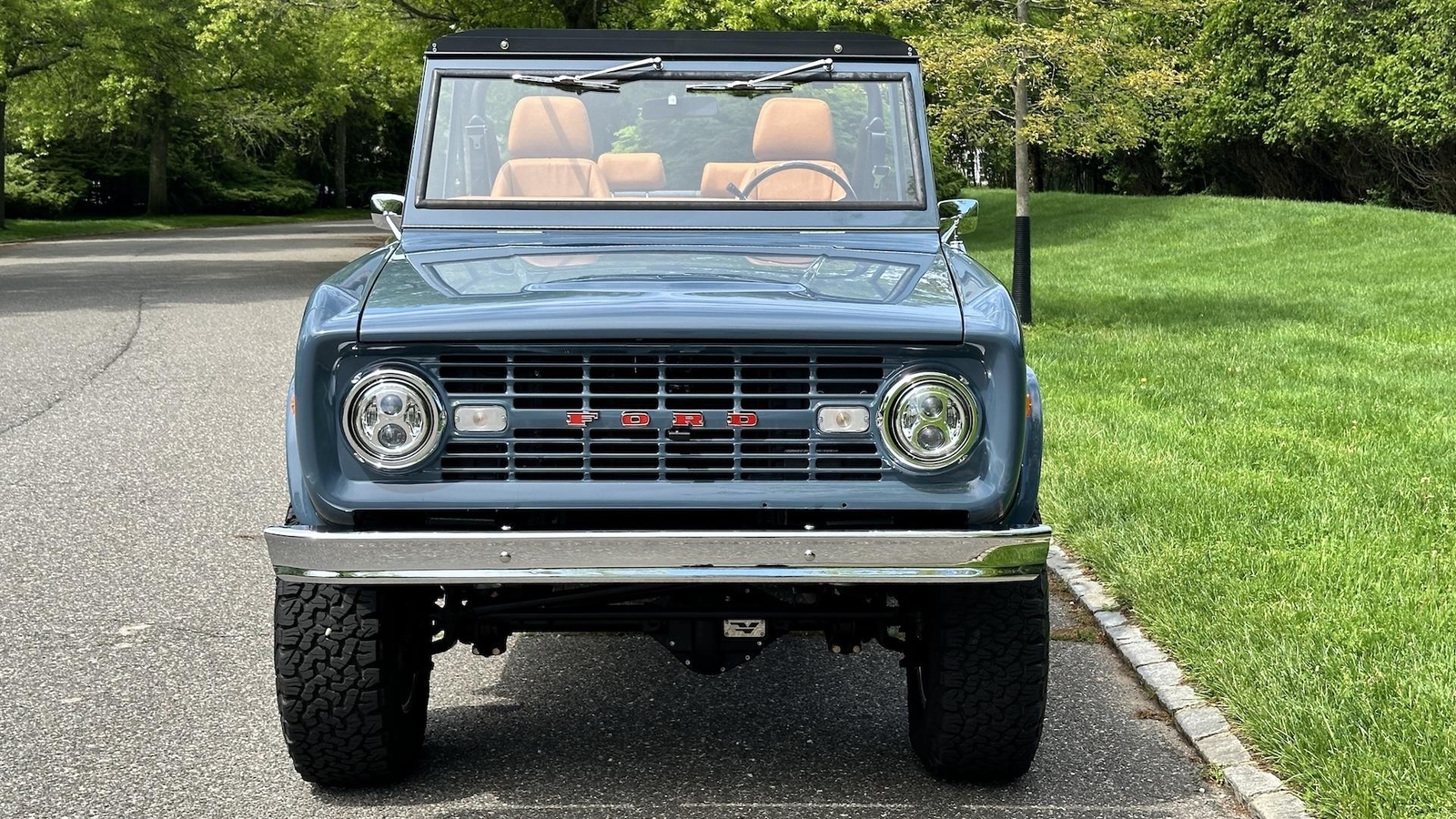 Ford-Bronco-1976-Convertible-5