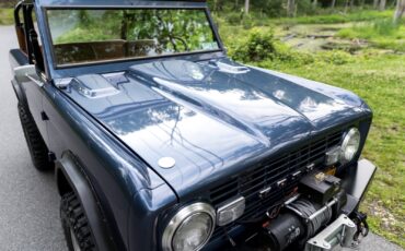 Ford-Bronco-1976-Convertible-8