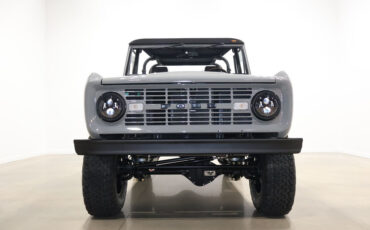 Ford-Bronco-1976-SUV-8