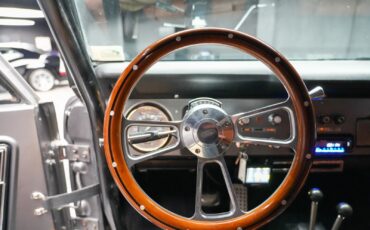 Ford-Bronco-1977-16
