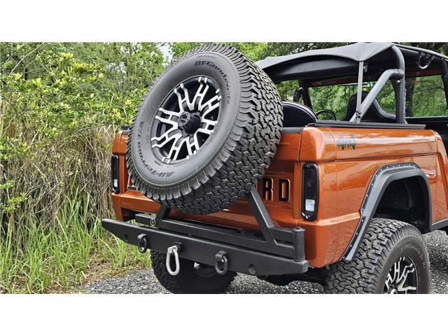 Ford-Bronco-1977-17