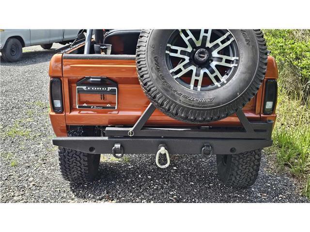 Ford-Bronco-1977-19