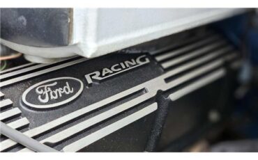 Ford-Bronco-1977-26