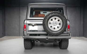 Ford-Bronco-1977-3