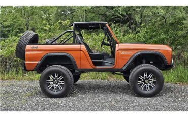 Ford-Bronco-1977-3