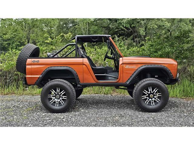 Ford-Bronco-1977-3