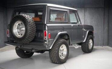 Ford-Bronco-1977-4