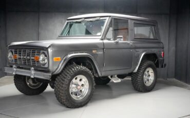 Ford-Bronco-1977