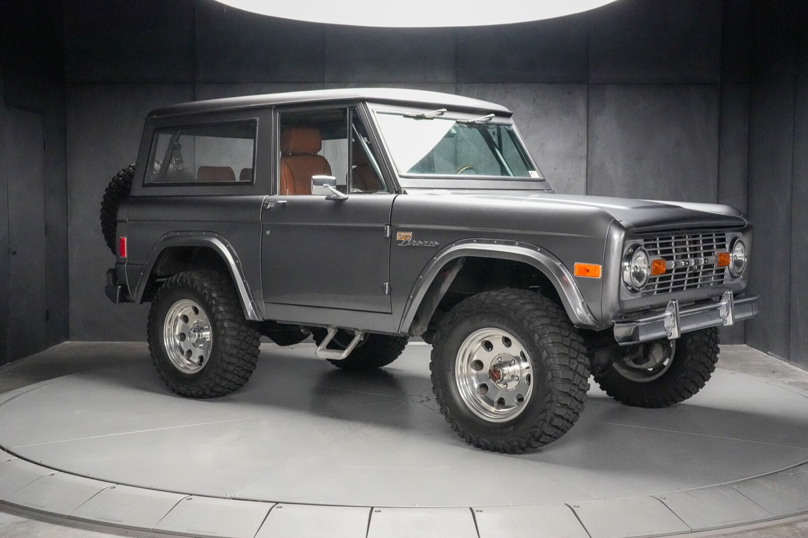 Ford-Bronco-1977-6