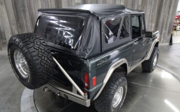 Ford-Bronco-1977-Restomod-18
