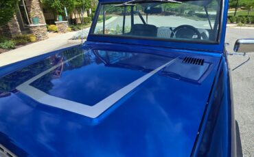 Ford-Bronco-1977-SUV-4