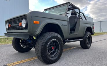 Ford-Bronco-1977-SUV-7