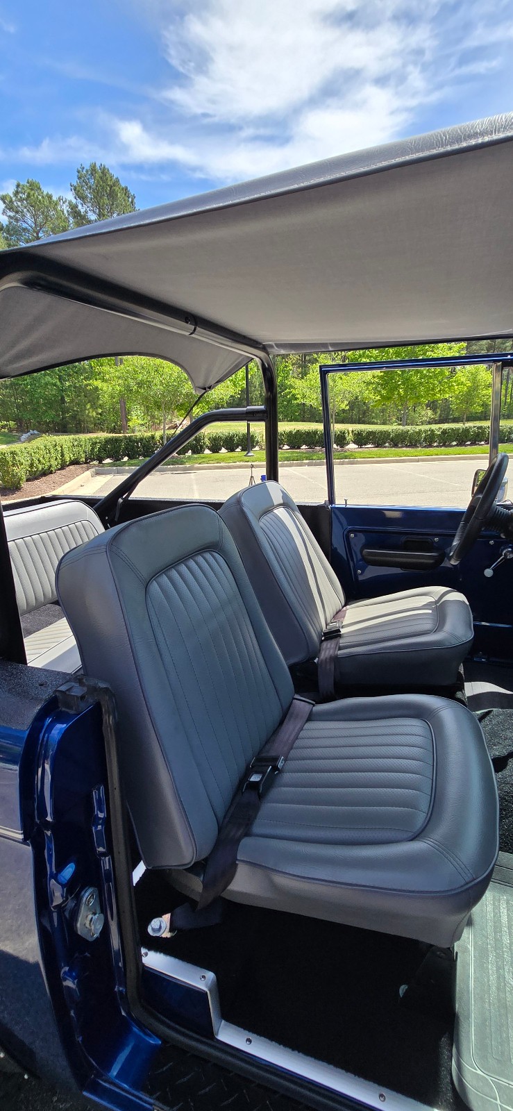Ford-Bronco-1977-SUV-8