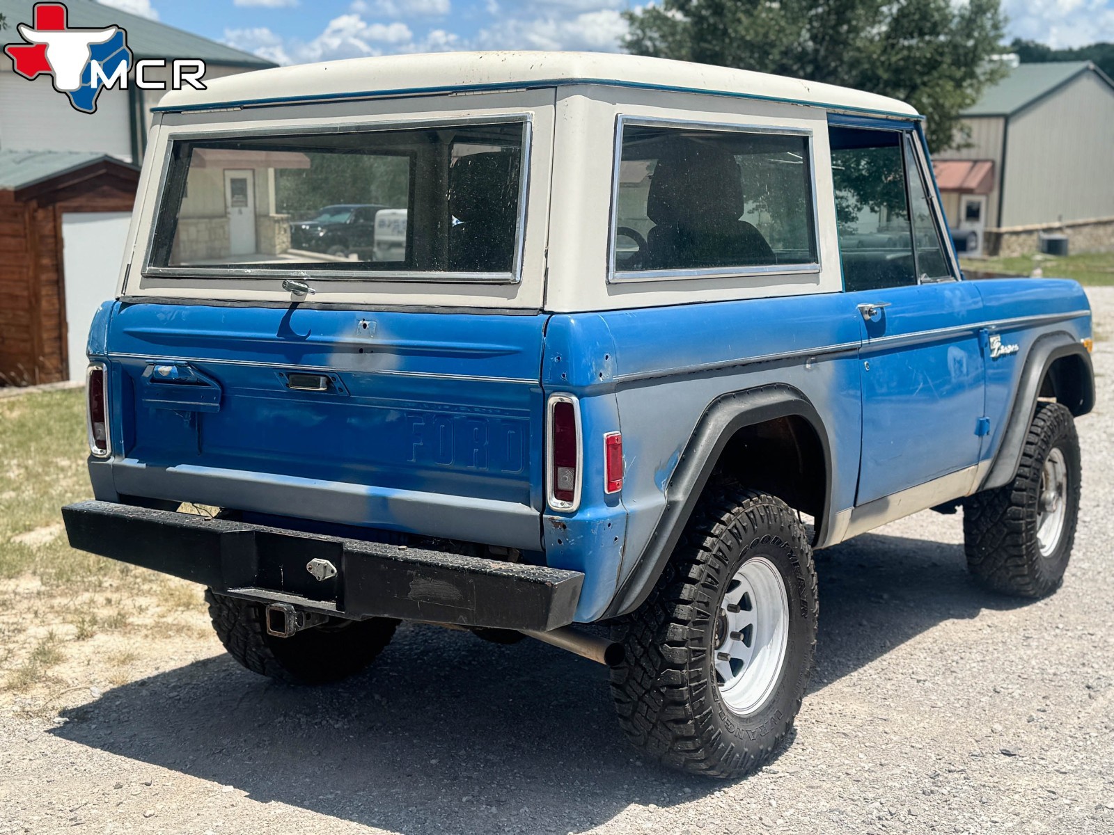 Ford-Bronco-1977-Utility-15