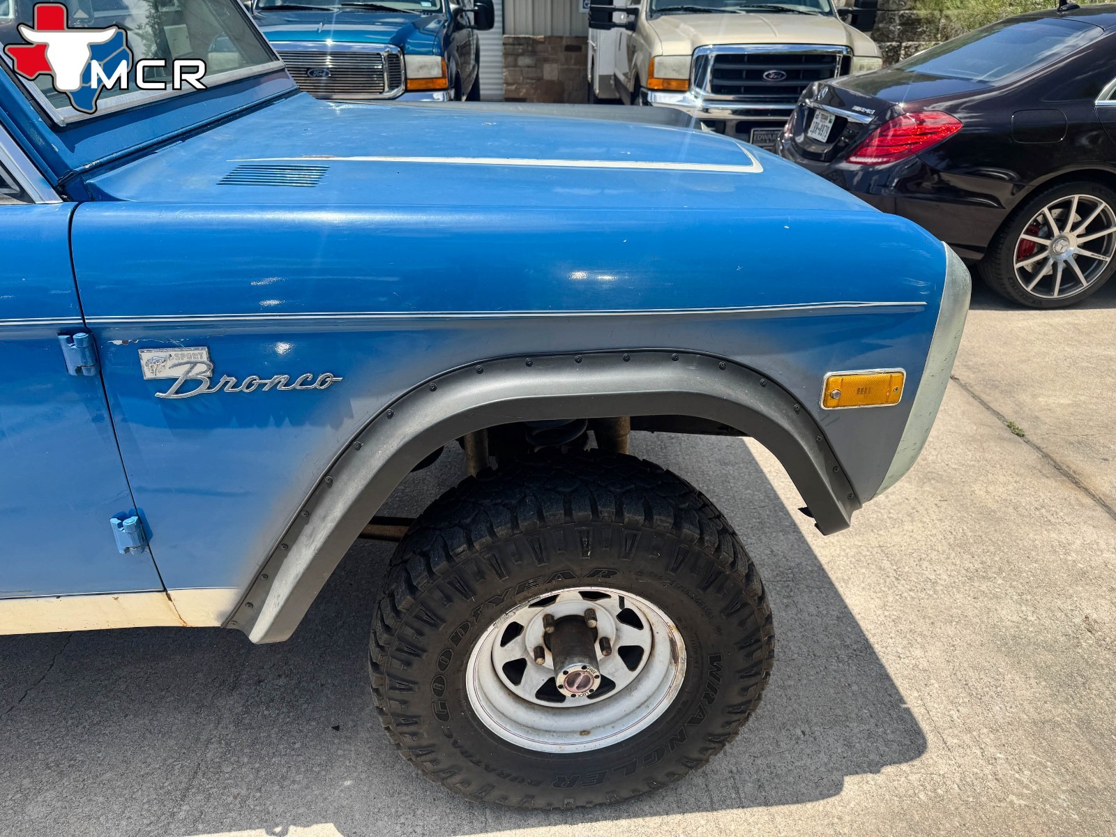 Ford-Bronco-1977-Utility-7