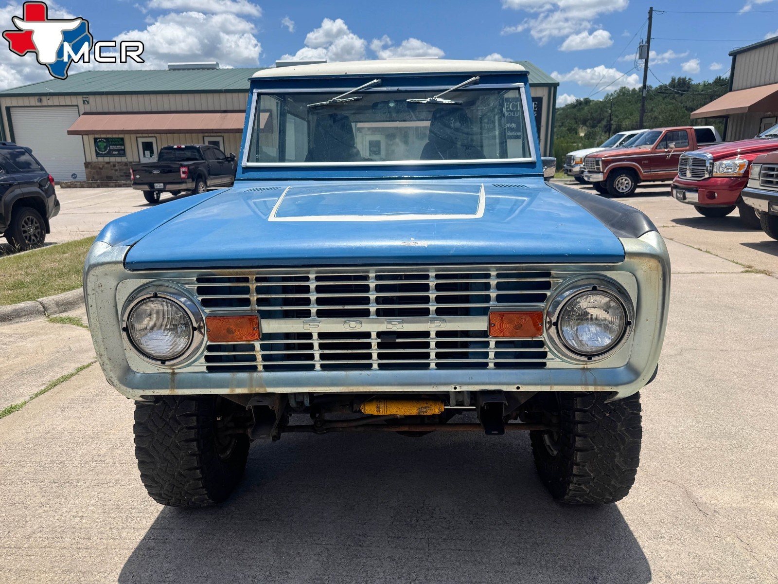 Ford-Bronco-1977-Utility-9