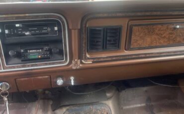 Ford-Bronco-1978-10