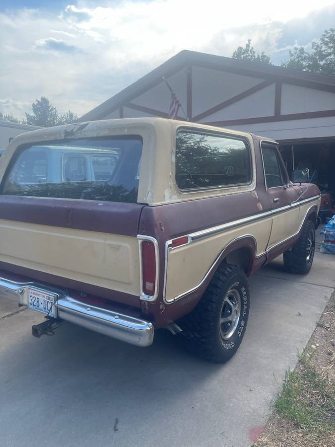 Ford-Bronco-1978-2