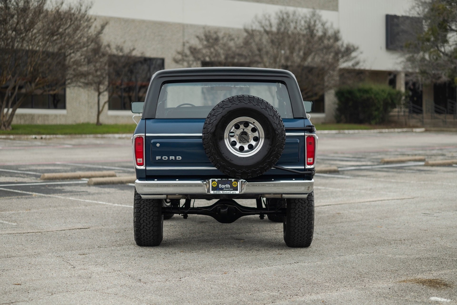 Ford-Bronco-1978-SUV-12