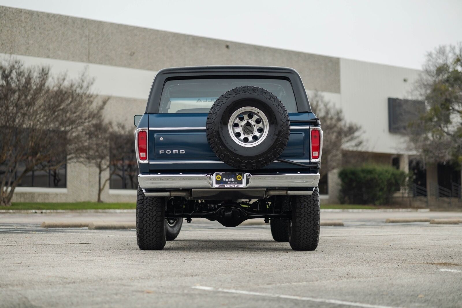 Ford-Bronco-1978-SUV-13