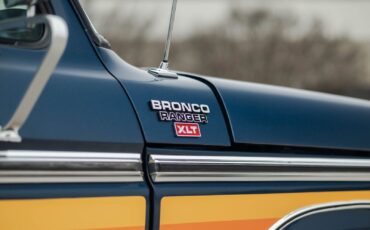 Ford-Bronco-1978-SUV-26