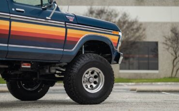 Ford-Bronco-1978-SUV-28