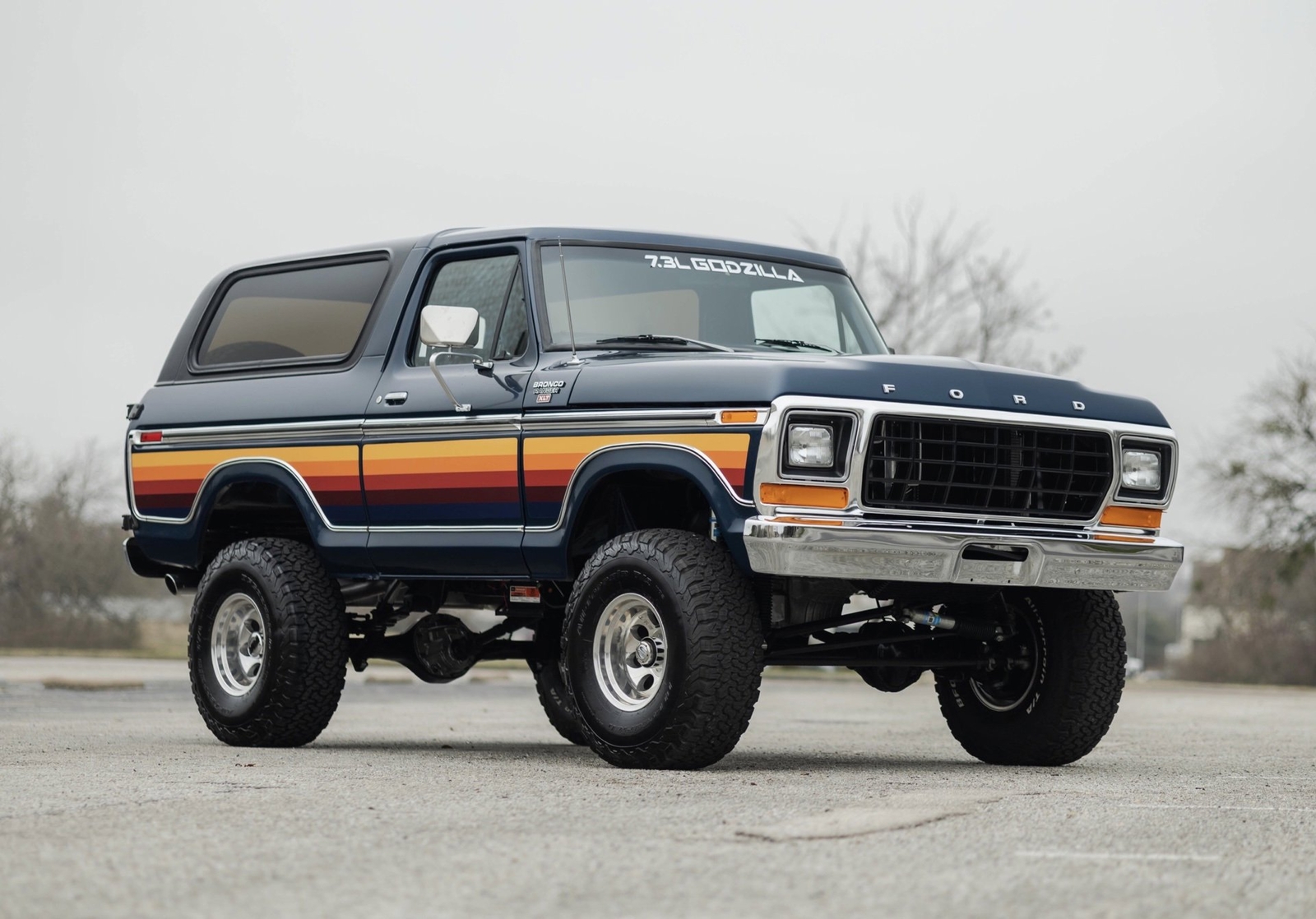 Ford-Bronco-1978-SUV-3