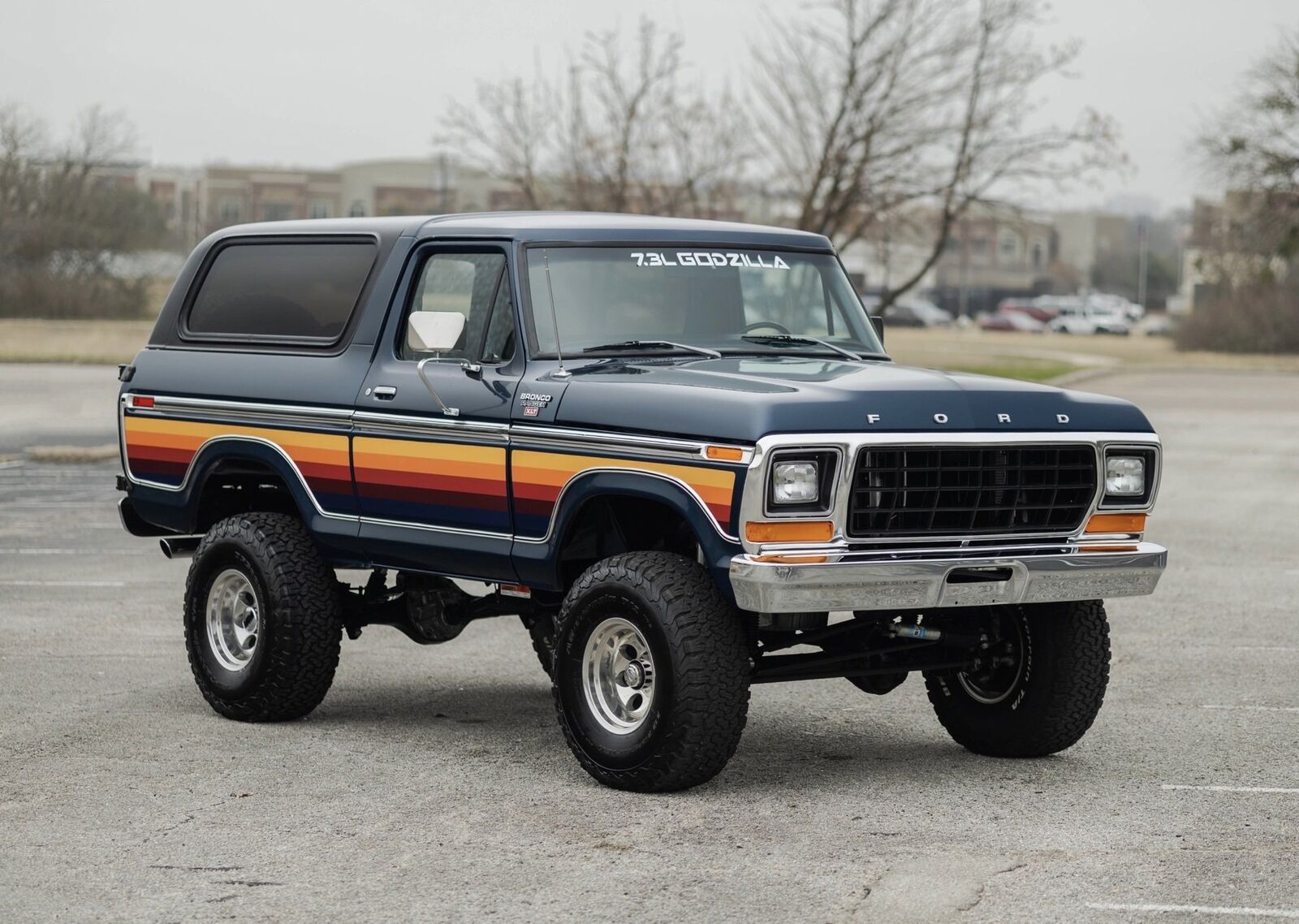 Ford-Bronco-1978-SUV-4