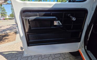 Ford-Bronco-1979-10